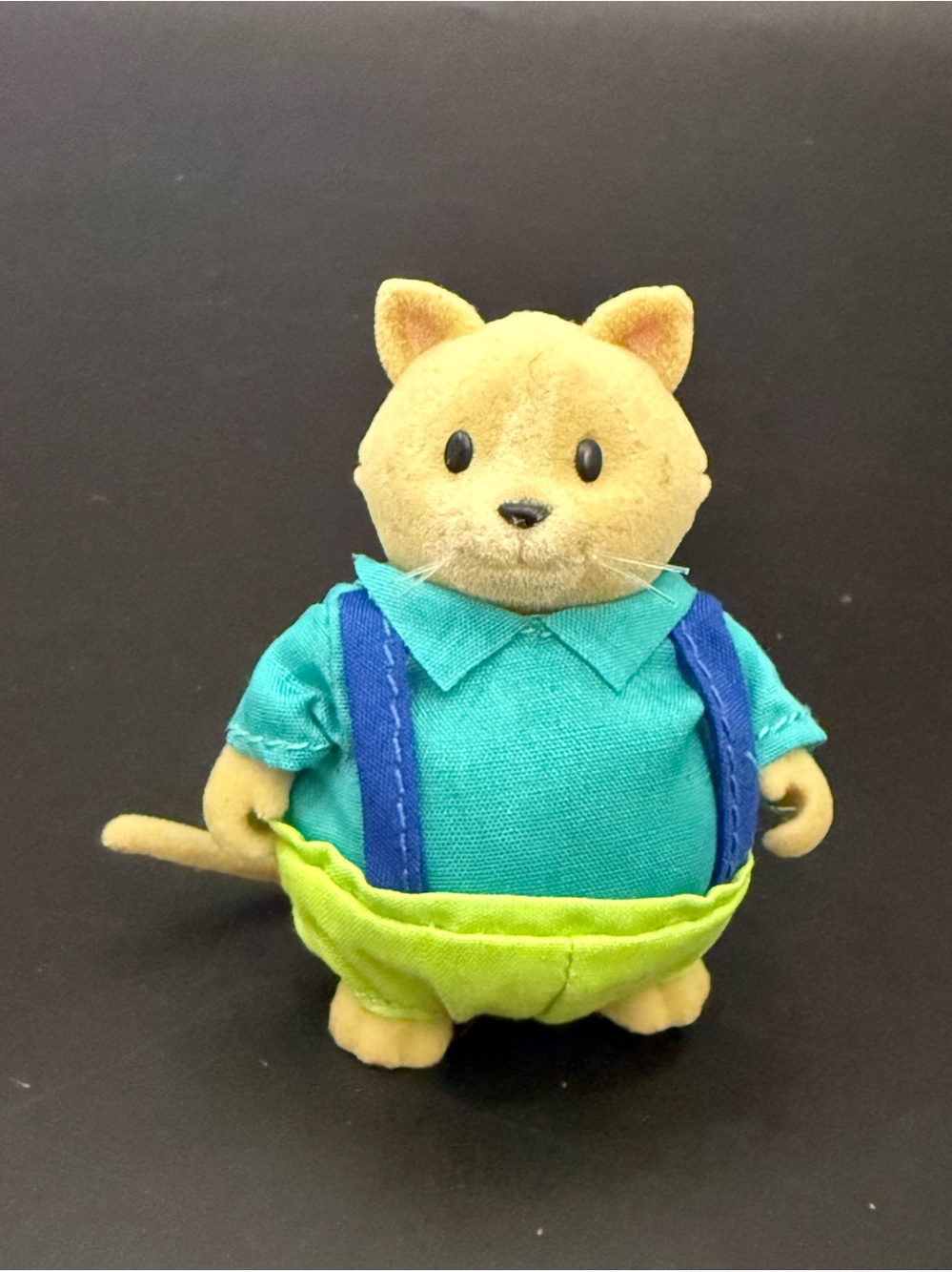 Li’l Woodzeez Whiskerelli Cat Figurine Mini Collectible Toy